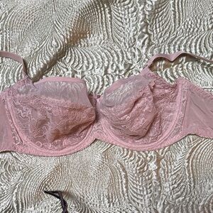 Elegant Pink Lace Bra
